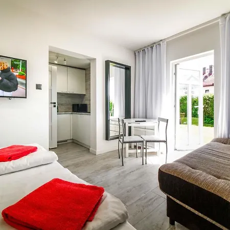 Panzió Dobre Smaki At Wczasowa8 Sea 3*